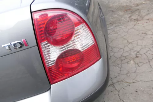 VW Passat 3BG 3B3 Limousine Stoßstange hinten Heckstoßstange grau LD7W silber (108585)