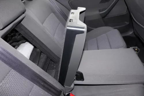 VW Golf 5 V Variant Kombi Sitz Sitze hinten Rückbank Rücksitzbank 3 Punkt Gurt (109021)