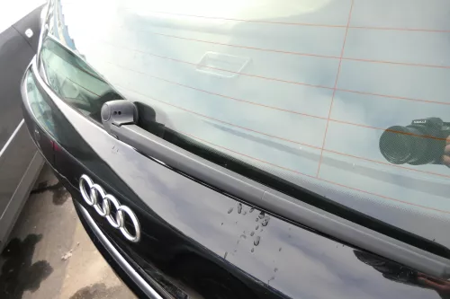 Audi A4 8E B6 B7 Wischerarm Arm Wischer hinten Heckwischer Heckwischerarm