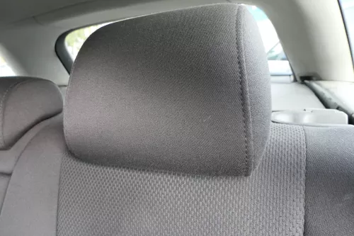 Audi A4 B6 8E Kopfstütze hinten rechts oder links schwarz / soul 8E0885973G