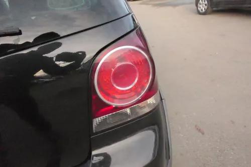 Polo 9N3 Cross Rücklicht hinten rechts 6Q6945096AB Rückleuchte Lampenträger orig