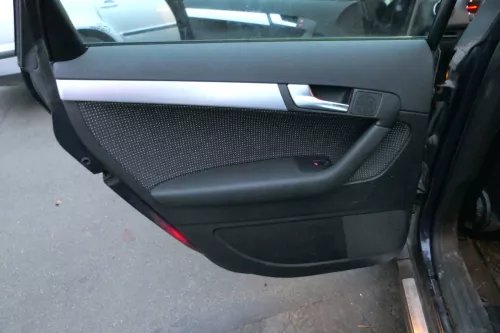 4xAudi A3 8P Türverkleidung Verkleidung Tür vorne hinten links schwarz 4/5-Türer (109388)