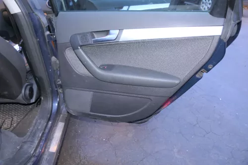 4xAudi A3 8P Türverkleidung Verkleidung Tür vorne hinten links schwarz 4/5-Türer (109388)