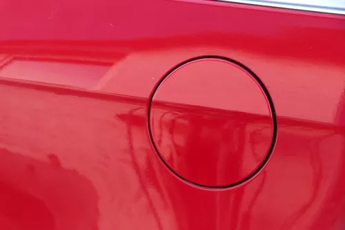 VW Passat 3C Kombi Tankdeckel Klappe Tankklappe Deckel Tank rot LY3D