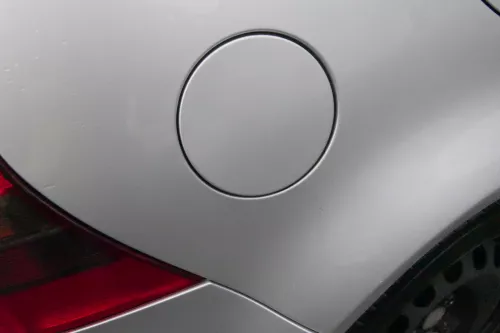 VW Golf 4 Limousine Tankdeckel Deckel Tank Tankverschluß silber LA7W reflexsilbe