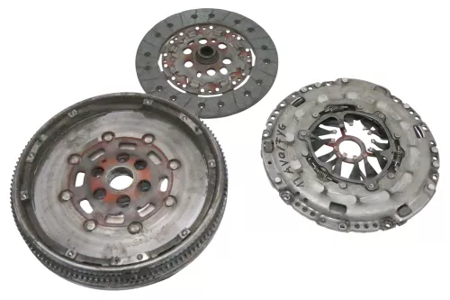 VW Touran Golf 5 Schwungrad Kupplung Zweimassenschwungrad 1.9 TDI AVQ AXC BLS