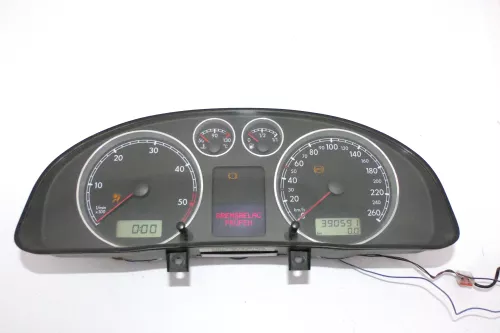 VW Passat 3BG Tacho Tachometer Kombiinstrument 390.000km 3B0920827A Diesel TDI