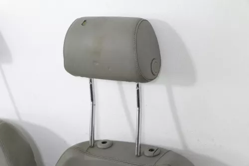 Audi A6 4F C6 Kopfstütze vorne links Kopfstützen Leder platin-Hell (grau) 49A