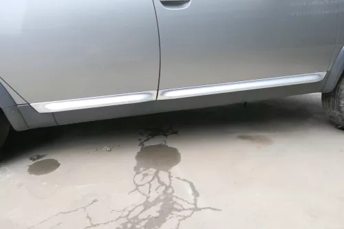 AUdi A6 4B Allrod 4Z Blende Holm rechts unten Schweller Verkleidung Abdeckung (110312)