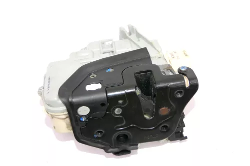 Audi A3 8V A4 8K Q7 Stellmotor Tür Türschloß mit ZV vorne links 8J1837015A (110420)