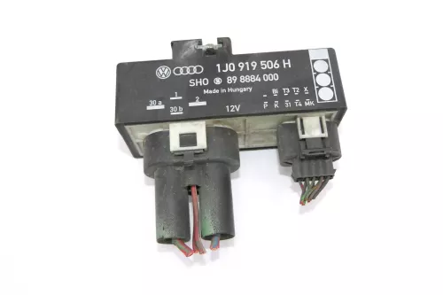 VW Golf 4 Bora Steuergerät Lüfter Kühlerlüfter Lüftersteuergerät 1J0919506H