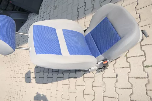 Seat Arosa VW Lupo Sitz vorne links Fahrersitz höhenverstellbar blau grau Kopfst (111509)