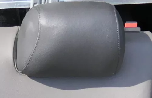 Audi A4 B5 A6 4B Kopfstütze hinten rechts oder links Leder