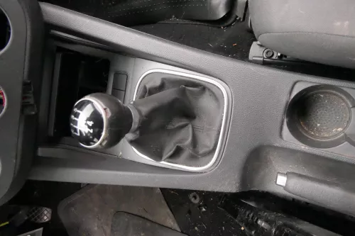 VW Golf 5 Schaltknauf Schaltsack Schaltung Schaltknüppel original 5-Gang (111914)