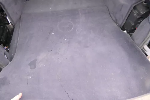 Audi A6 4B Limousine Verkleidung Teppich Kofferraum Kofferraumteppich (111929)