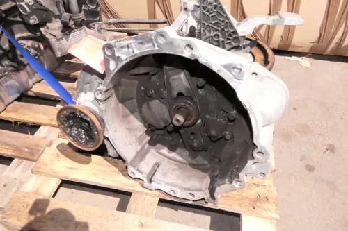 VW Golf 6 GETRIEBE MCB / KMB 1.4 TSI 90kw 122PS ca.67.000km von Motor CAXA 6-Gan (111942)