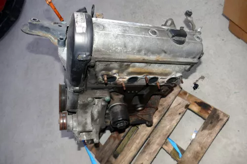 VW Polo 6N Motor mit Zylinderkopf 1,6 55kw 75PS AEE Motor 168.000km AUTOMATIK (112484)