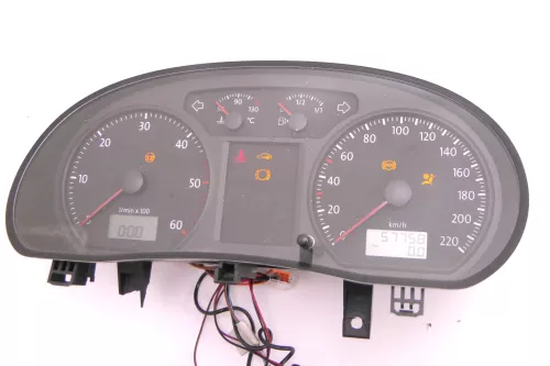 VW Polo 9N3 Tacho Tachometer Kombiinstrument 57.000km 6Q0920825F 1,4TDI BNV BNM