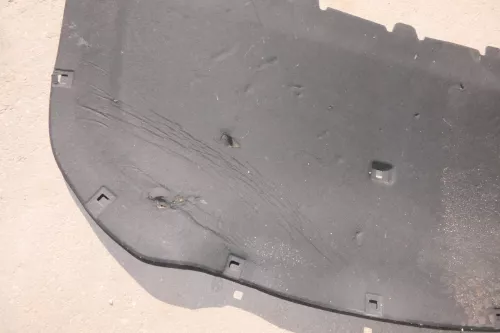 VW Touran 1T3 Dämpfung Motorhaube Dämmung Motorhaubendämmung Dämmmatte (112674)