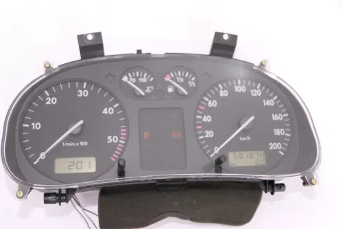 VW Polo 6N Tacho Tachometer Kombiinstrument 581.000km 6N0919861A Diesel SDI 1,7