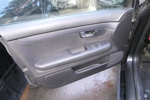 4x Audi A4 8E B6 Türverkleidung Verkleidung Tür vorne links rechts und für hinte