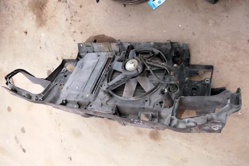 VW Polo 6N2 Schloßträger Kühler (für Fahrzeuge ohne Klimaanlage) (113990)