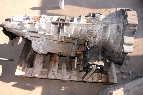 Audi A6 4B Quattro Allrad Getriebe Automatik FAU Automatikgetriebe 2,5TDI DEFKET (114081)