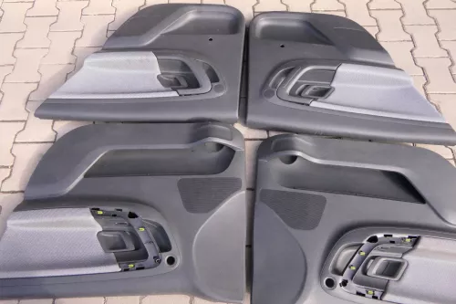 4 x Skoda Fabia 5J Komb Türverkleidung Verkleidung Tür vorne hinten links rechts