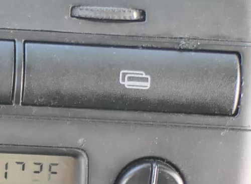 Seat Ibiza 6K Facelift Ablagefach Fach (114174)