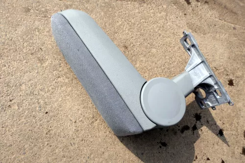 VW Passat 3B Mittelarmlehne Armlehne Lehne Mitte Original grau