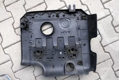 VW Golf 5 Passat Motorabdeckung Abdeckung Motor Blende  2.0 TDI 1,9 AZV BKD 16V (115094)