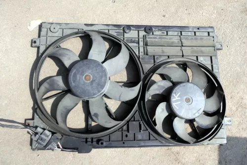 VW Golf 5 Lüfterzarge Lüfter Kühlerlüfter Klimaanlage 1K0121207AA Eos Touran