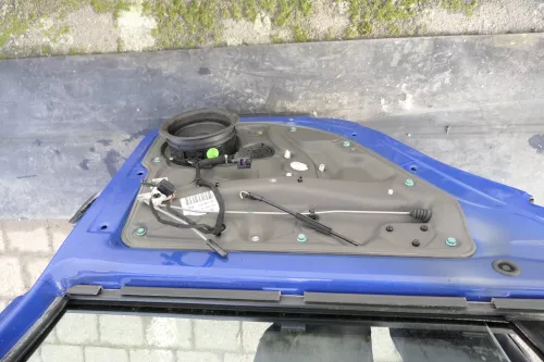 VW Golf 4 Limousine Tür hinten links blau LW5Z (KEINkombi) (115782)