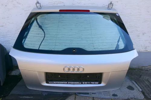 Audi A3 8P 2/3-Türer Heckklappe Klappe hinten silber grau LY7W 2/3-Türer
