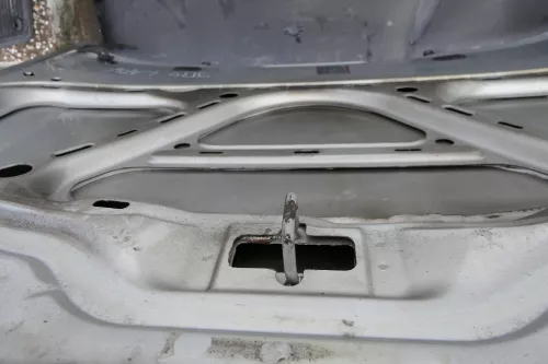 VW Passat 3BG Motorhaube Klappe vorne vorn Haube silber LA7W - Rost (116097)