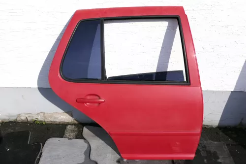 VW Golf 4 Limousine Tür hinten rechts rot LP3G (KEINkombi)