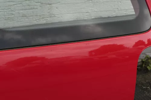 VW Lupo 6X Heckklappe hinten Klappe Kofferraumklappe mit Scheibe rot LP3G (116432)