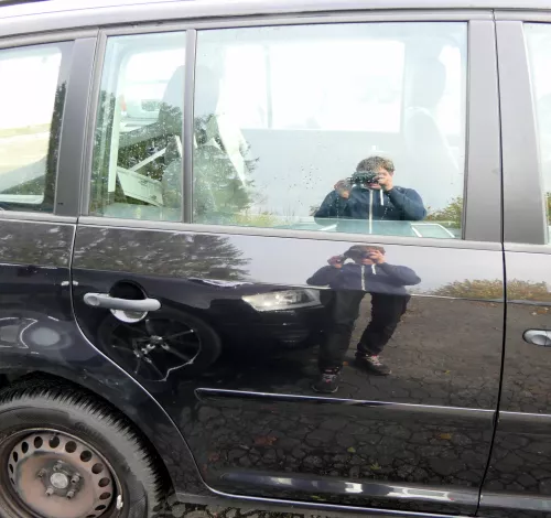 VW Touran 1T 1T3 Tür hinten rechts schwarz LC9Z mit Scheibe 116564 Kratzer