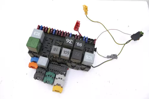 VW T4 Sicherungskasten 357937039 Zentralelektrik