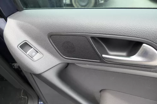 VW Tiguan 5N Türverkleidung Verkleidung Tür vorne+hinten Dynaudio schwarz (116910)