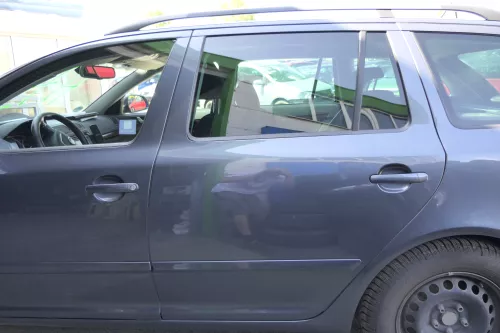 Skoda Octavia 1Z Kombi Tür hinten links silber grau 9153 LF8J  (ohneAnbauteile)