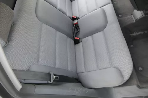 Audi A3 8L Sitz Sitze hinten Rückbank Rücksitzbank Sitzfläche mit 2 Kopfstützen (117107)