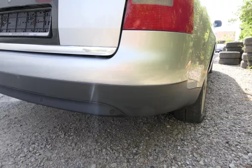 Audi A6 4B Kombi Avant Stoßstange hinten Heckstoßstange grau silber LY7M mit PDC (117133)