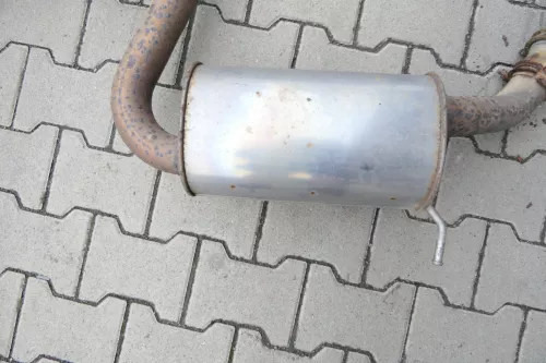 VW Touran Golf 5 Caddy Auspuff Mittelschalldämpfer mitte 2.0 TDI 16V