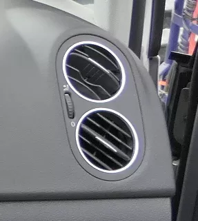 VW Golf Plus 5M Lüftungsdüse Düse Lüftung vorne rechts schwarz 5M0819704H