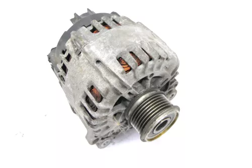 VW Passat Sharan Lichtmaschine Generator 03L903023E 140A 2,0 TDI Freilauf
