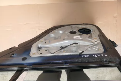 VW Golf 4 Limousine Tür hinten rechts blau LC5H (KEINkombi) Scheibe (118058)