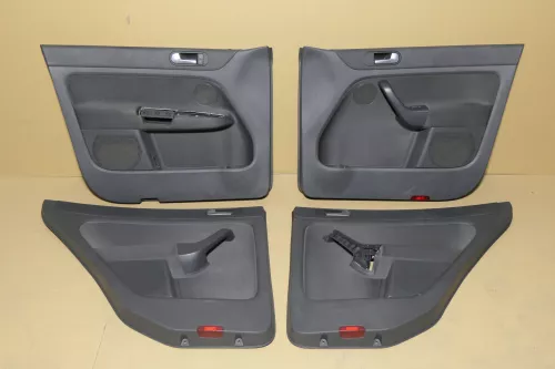 VW Golf Plus 5M 4x Türverkleidung Verkleidung Tür vorn hinten link schwarz 139,9