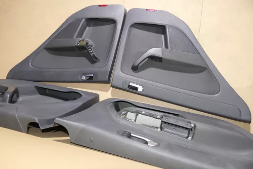 VW Golf Plus 5M 4x Türverkleidung Verkleidung Tür vorn hinten link schwarz 139,9 (118185)