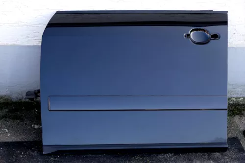 Audi A2 8Z Tür Türblatt vorne links schwarz LZ9W